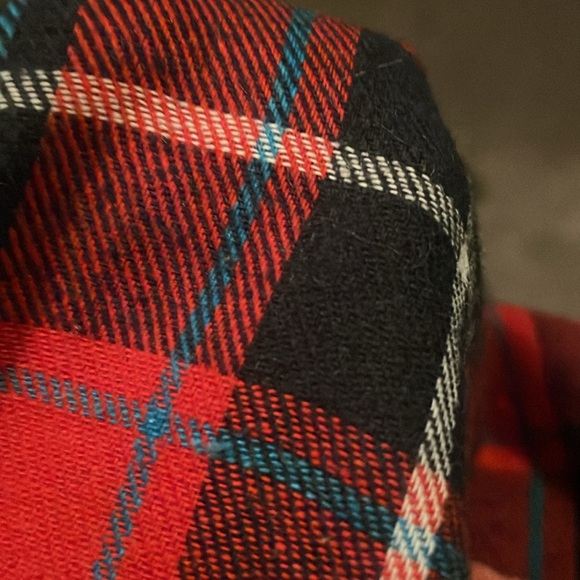 NWT Mens very sharp looking “Let me be plaid” shirt. Sz sm - Picture 5 of 6